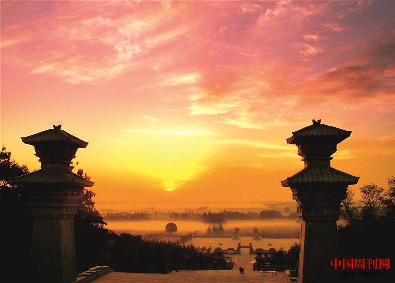 芒碭山晨曦美景.jpg