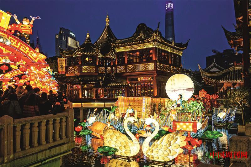 攝圖網(wǎng)_500820598_春節(jié)的上海城隍廟廟會(huì)張燈結(jié)彩(企業(yè)商用).jpg 攝圖網(wǎng)_500820598_春節(jié)的上海城隍廟廟會(huì)張燈結(jié)彩(企業(yè)商用).jpg