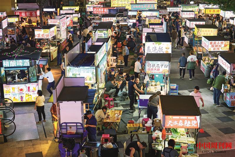 攝圖網(wǎng)_507789056_南京美食夜市小吃街(企業(yè)商用).jpg